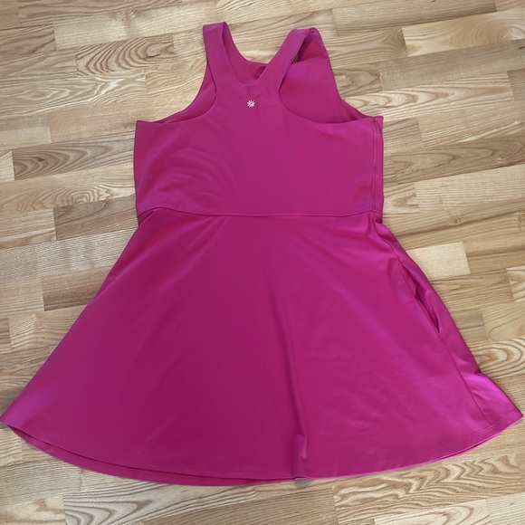 Athleta Conscious Dress
Robe Conscious - Picture 3 of 5